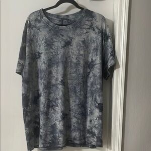 Lululemon Men's Gray Tie-Dye Shirt
